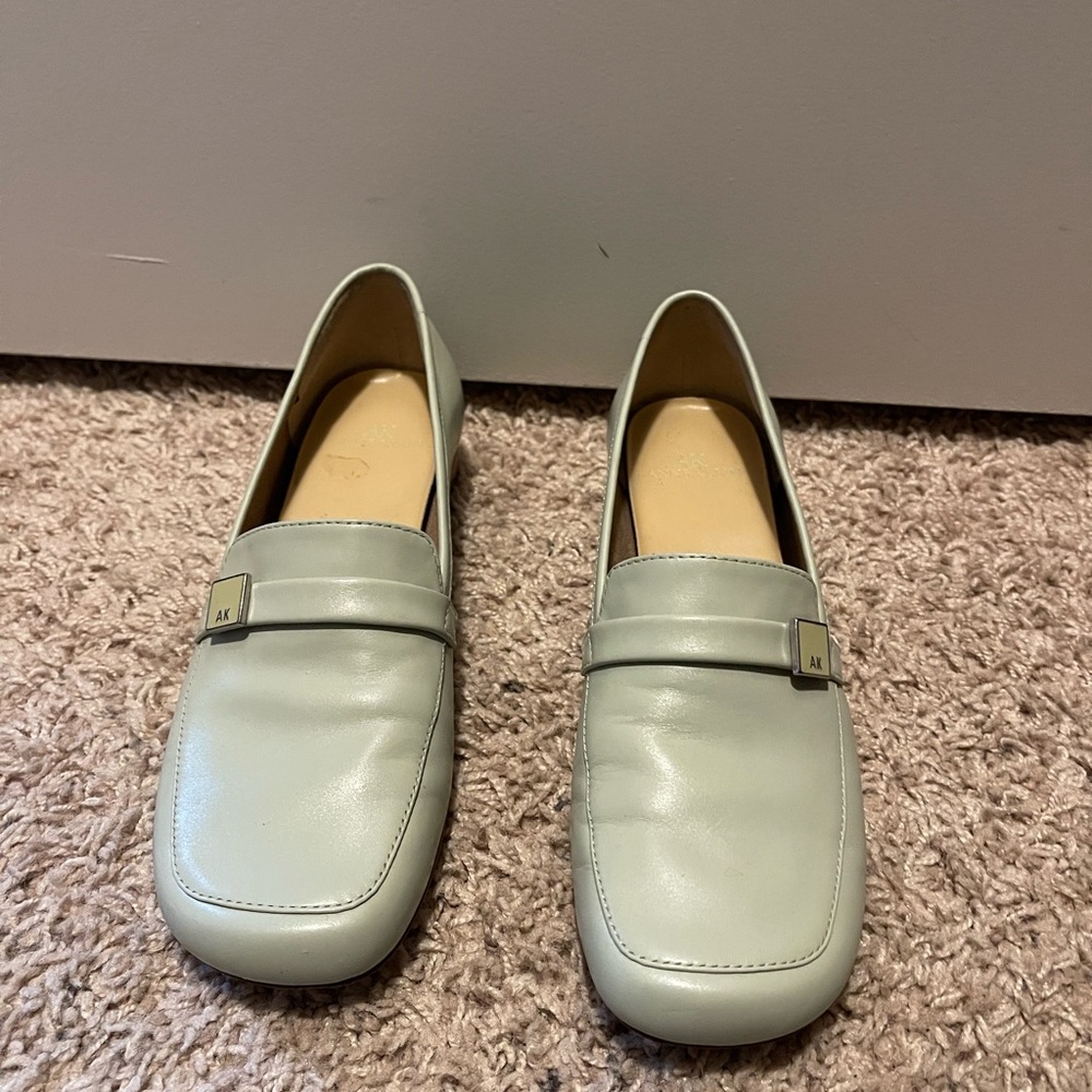 Ann Klein size 5 1/2 flats